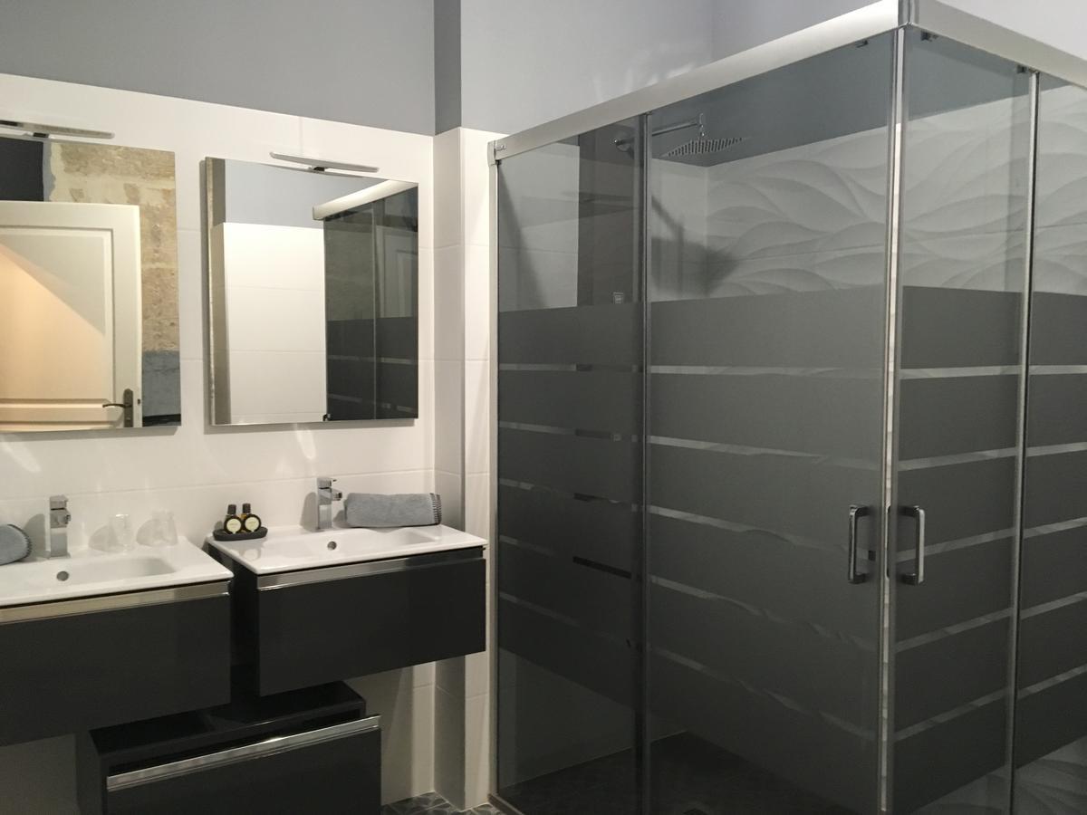 Les Suites De Peyrat Pézenas Kültér fotó